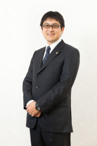 古物商許可申請代行の埼玉県さいたま市北区の特定行政書士花村秋洋
